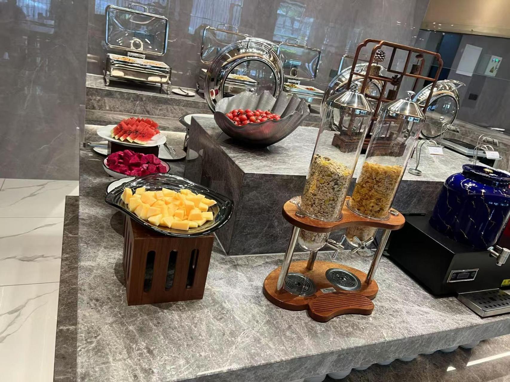 Country Inn&Suites By Radisson, Shanghai Pvg Bagian luar foto